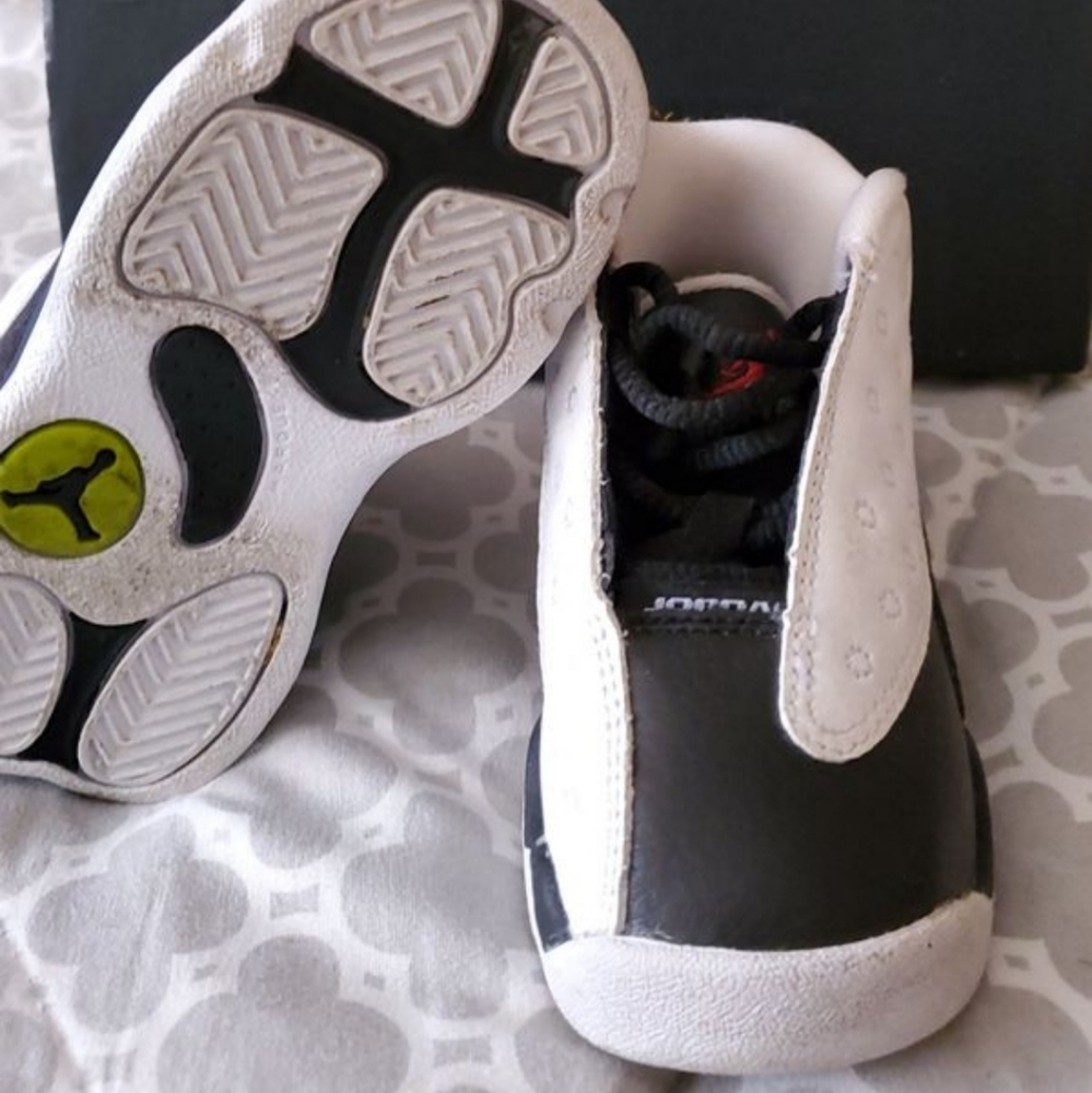 Jordan 13s sneakers